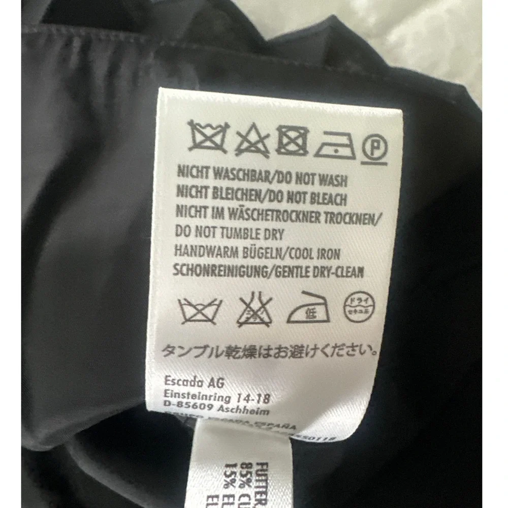 Escada Top Womens US 10 Black Crepe Sleeveless Peplum Minimalist Quiet Luxury - Picture 10 of 12